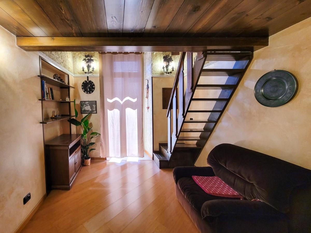 Cozy Classical In The Center Appartement Bari